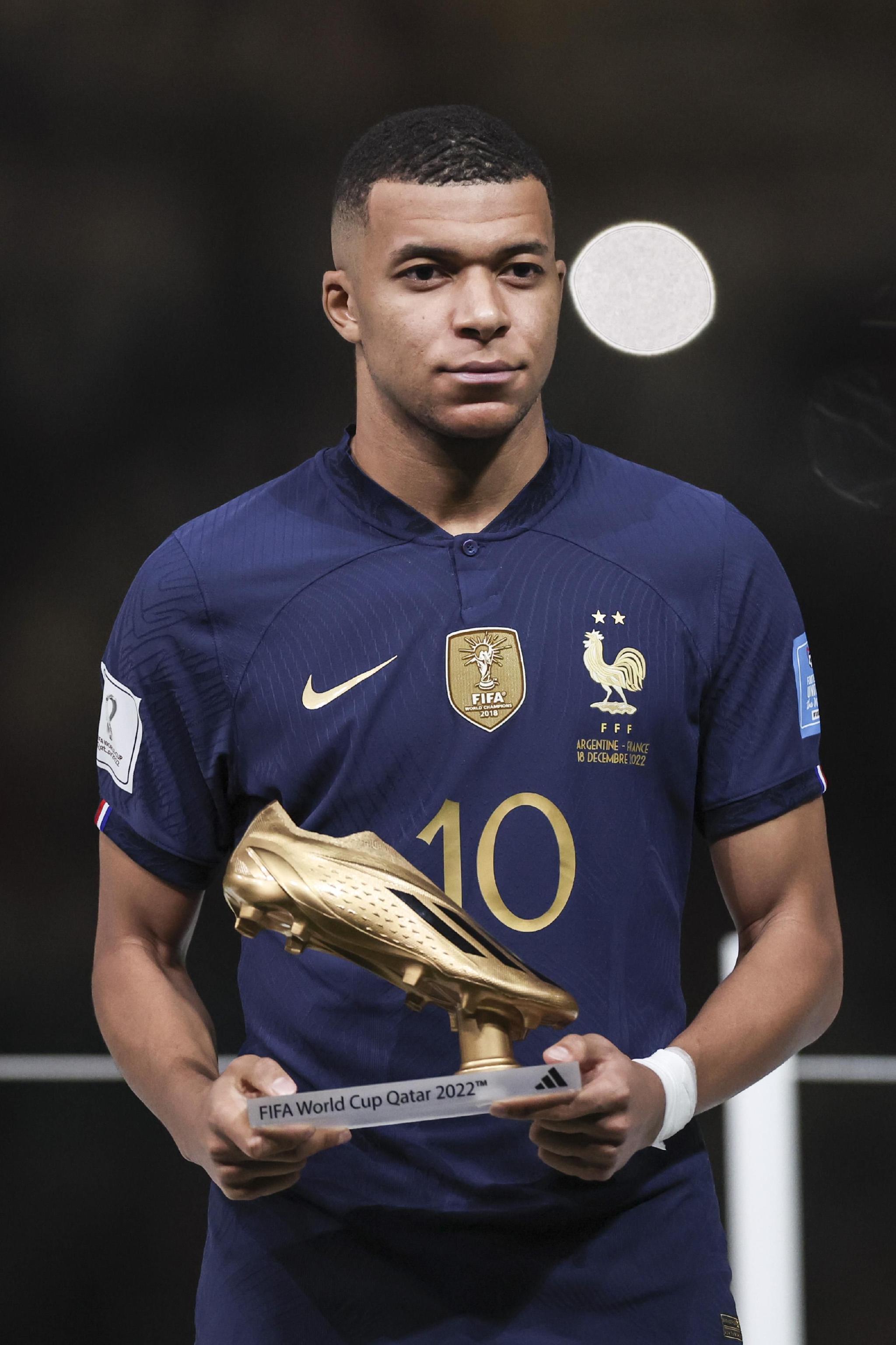 港媒：阿森纳中国香港行公开训练共有18563名球迷现场观看（港媒：阿森纳中国香港行公开训练吸引18563名球迷现场观摩）