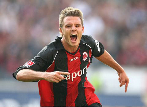 利雅得胜利本赛季攻入30球，C罗+菲利克斯包办21球（利雅得胜利赛季进球达30个，C罗与菲利克斯合计贡献21球）