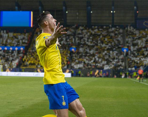 湖人逆转勇士詹姆斯狂砍34分（詹姆斯34分领衔湖人逆转击败勇士）