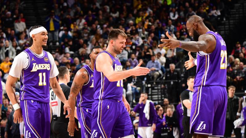 公牛全队三分命中率达41.2%，但罚球命中率仅56.3%（公牛外线准星达41.2%，罚球线却仅56.3%）