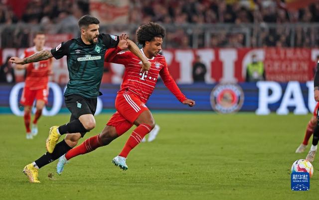 跟队记者：阿莱格里明确要求冬窗买前锋；米兰没考虑齐尔克泽（随队记者称阿莱格里要求冬窗引进前锋，米兰并未考虑齐尔克泽）